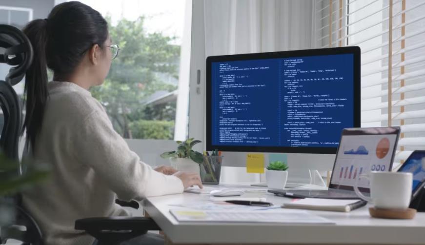 启东市企业数字化解决方案:机器学习赋能商业模式升级的核心路径